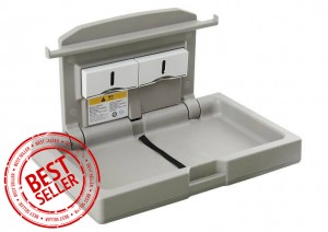 Een brede inklapbare baby verschoontafel
